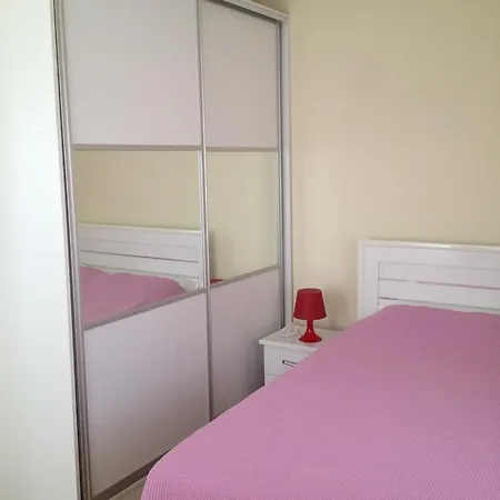 Ela Ela Apart Apartment